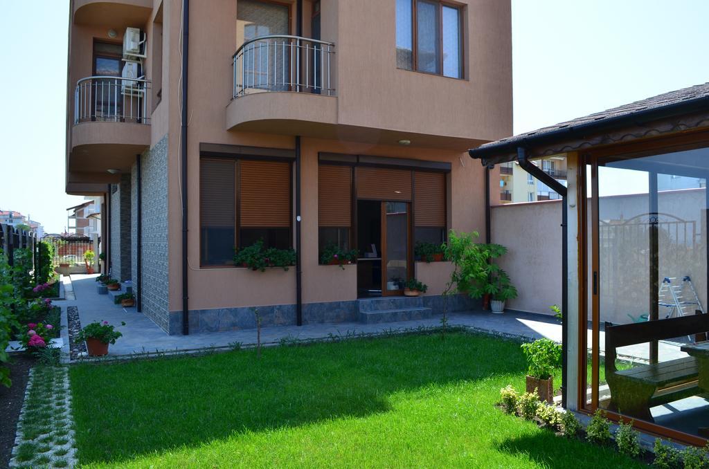 Guest House Georgievi بريمورسكو المظهر الخارجي الصورة
