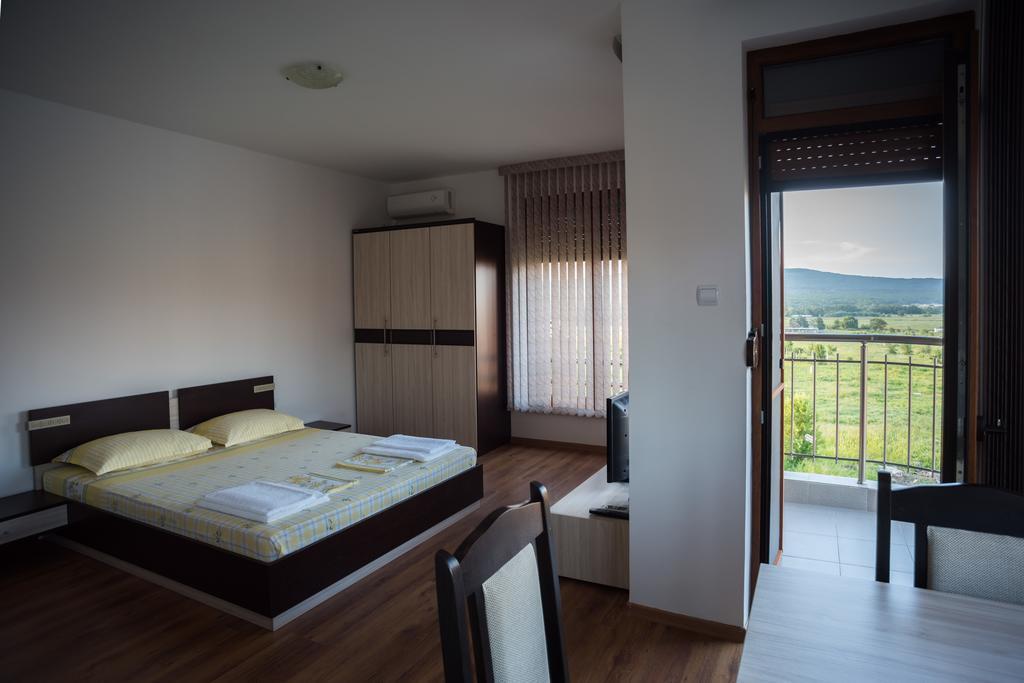 Guest House Georgievi بريمورسكو المظهر الخارجي الصورة
